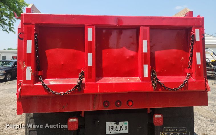 image for item OK9572 2006 GMC C7500  dump truck