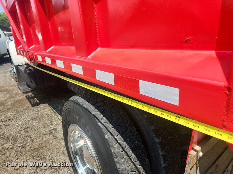 image for item OK9572 2006 GMC C7500  dump truck