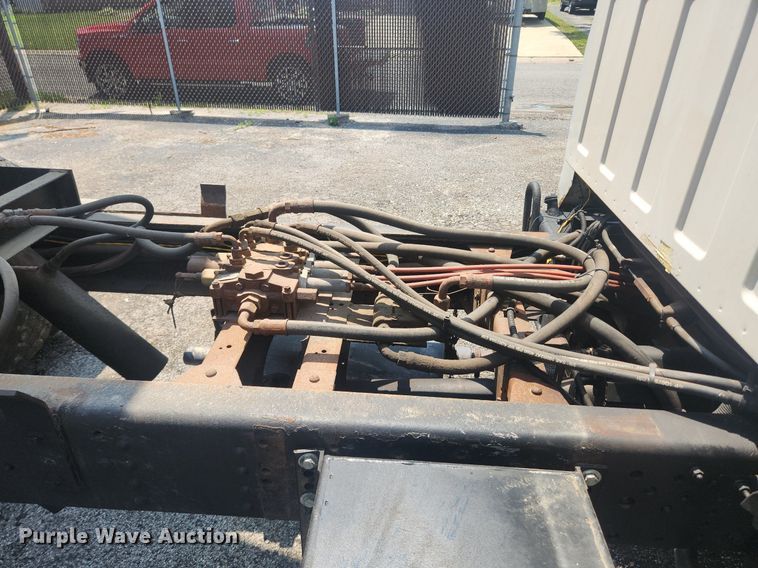 image for item OK9572 2006 GMC C7500  dump truck