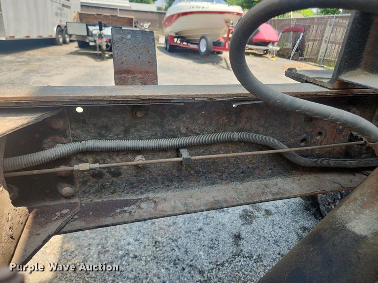 image for item OK9572 2006 GMC C7500  dump truck