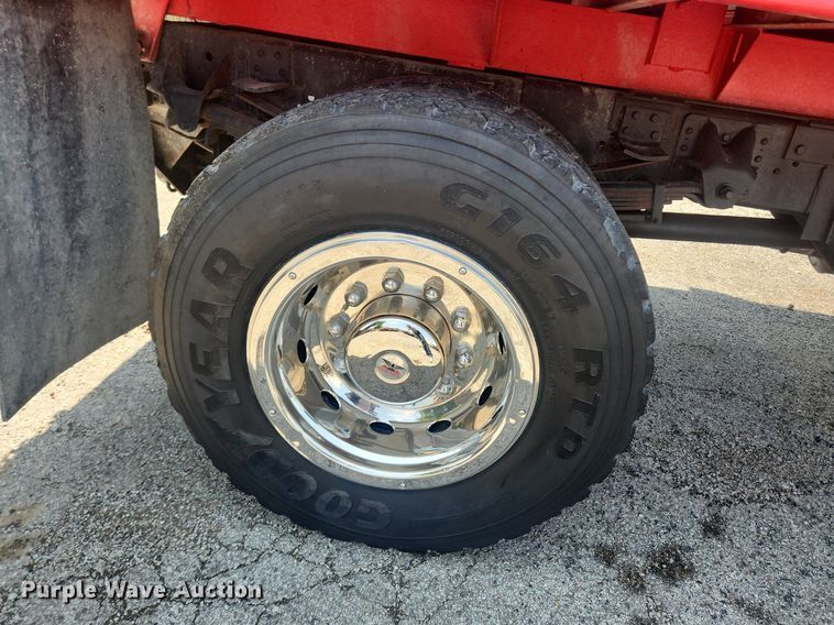 image for item OK9572 2006 GMC C7500  dump truck