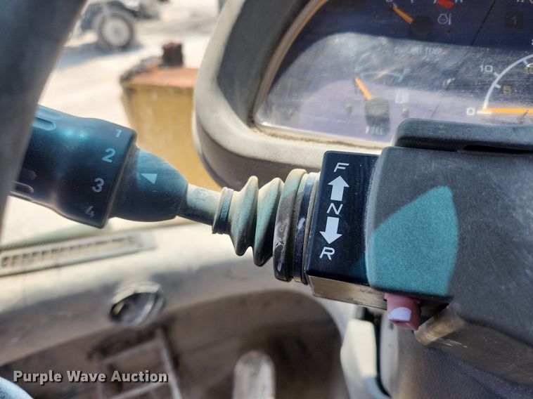 image for item OK9573 2001 New Holland LW130 TC  wheel loader