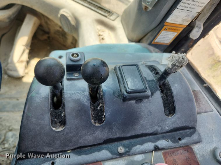 image for item OK9573 2001 New Holland LW130 TC  wheel loader