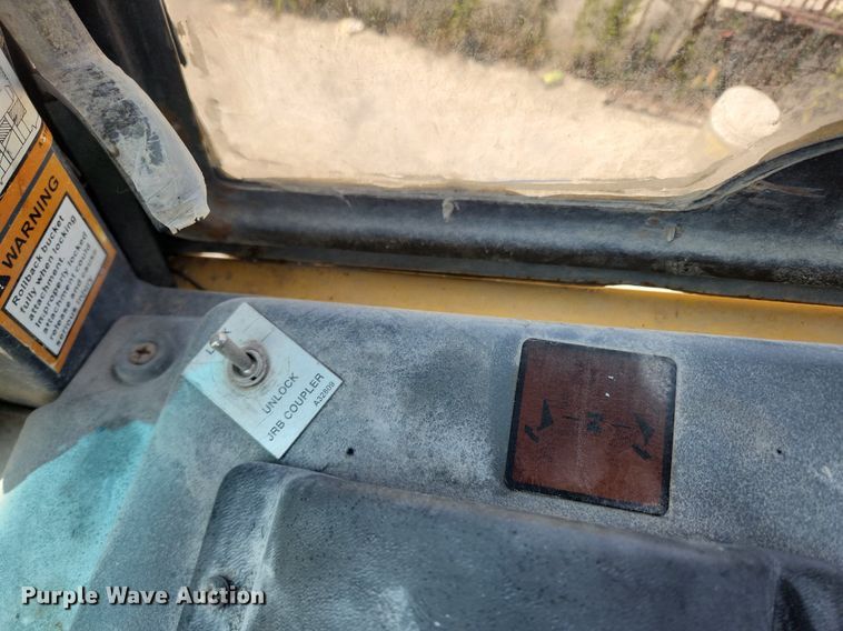 image for item OK9573 2001 New Holland LW130 TC  wheel loader