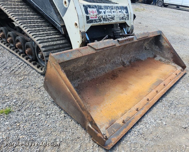 image for item OK9579 2013 Terex PT-70  tracked skid steer loader
