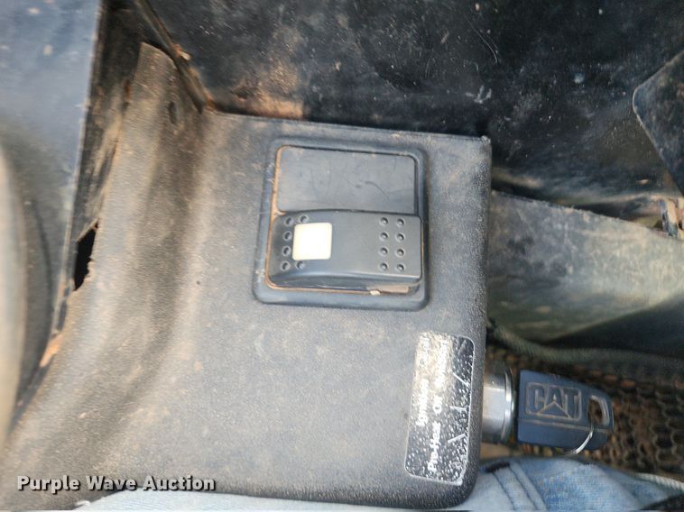 image for item OK9579 2013 Terex PT-70  tracked skid steer loader