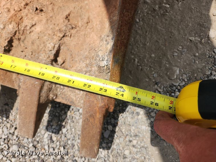 image for item OK9580 2017 Yanmar ViO45-6A  mini excavator