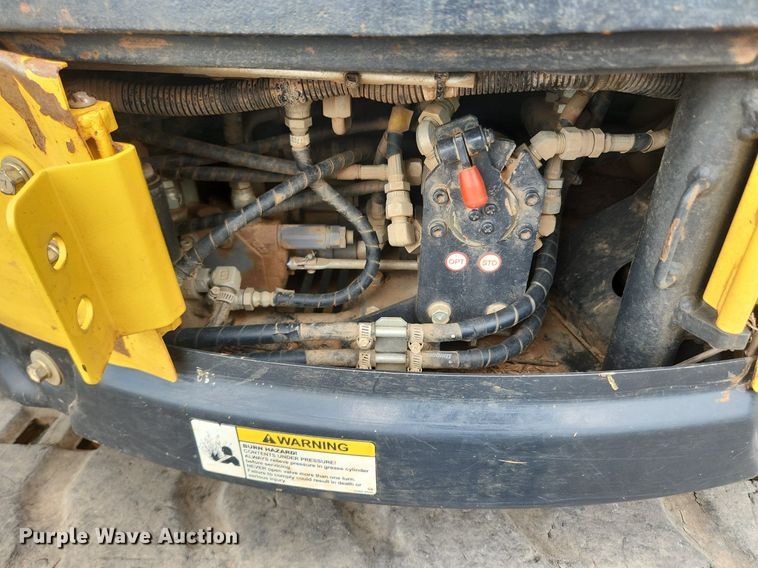 image for item OK9580 2017 Yanmar ViO45-6A  mini excavator