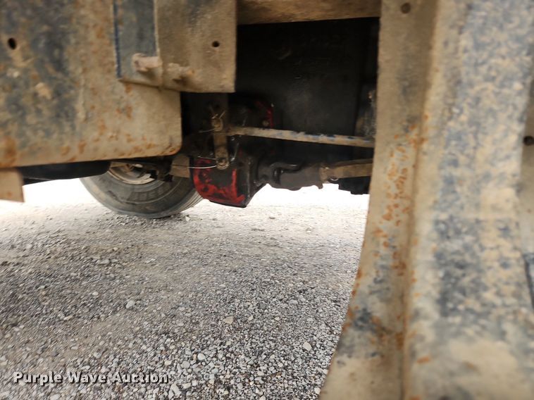 image for item OK9582 1999 International 4700  dump truck