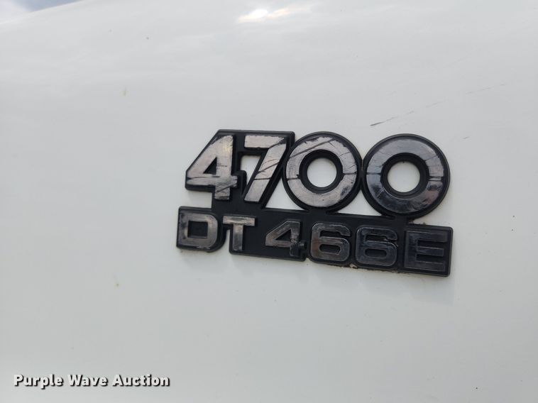 image for item OK9582 1999 International 4700  dump truck