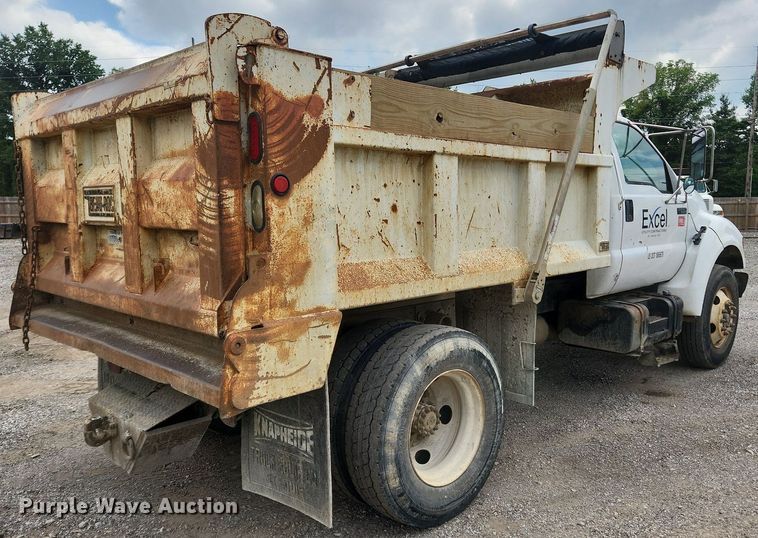image for item OK9583 2003 Ford F650 Super Duty XL  dump truck