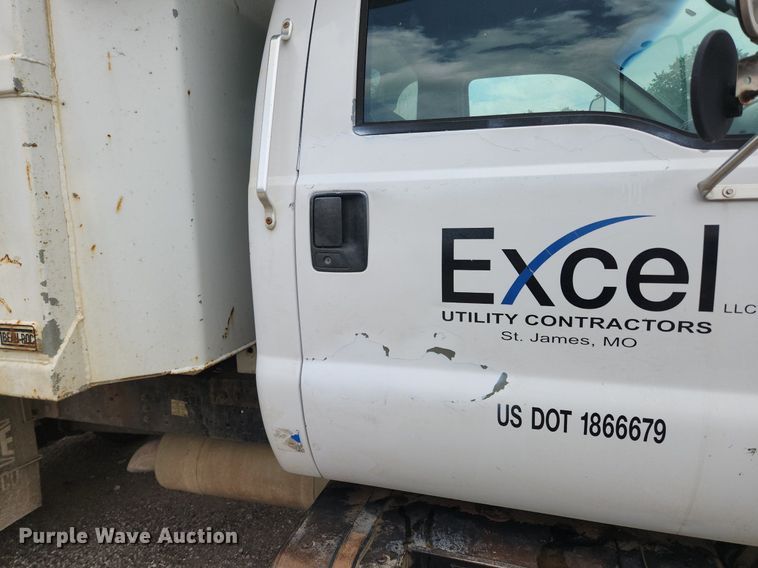 image for item OK9583 2003 Ford F650 Super Duty XL  dump truck