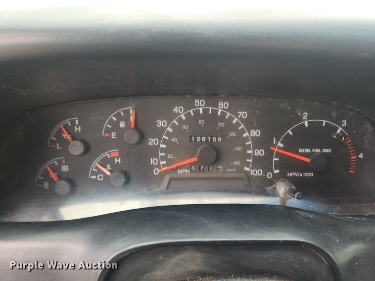 image for item OK9583 2003 Ford F650 Super Duty XL  dump truck