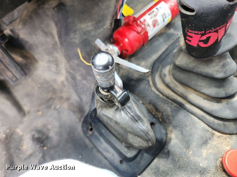 image for item OK9583 2003 Ford F650 Super Duty XL  dump truck