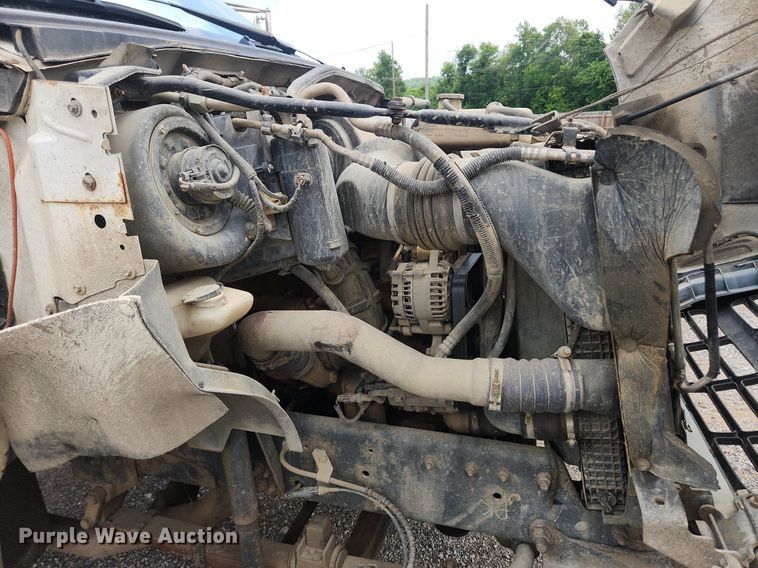 image for item OK9583 2003 Ford F650 Super Duty XL  dump truck