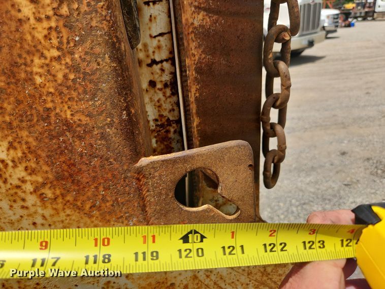 image for item OK9583 2003 Ford F650 Super Duty XL  dump truck