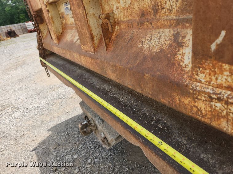 image for item OK9583 2003 Ford F650 Super Duty XL  dump truck