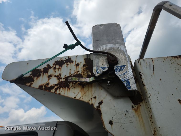 image for item OK9583 2003 Ford F650 Super Duty XL  dump truck