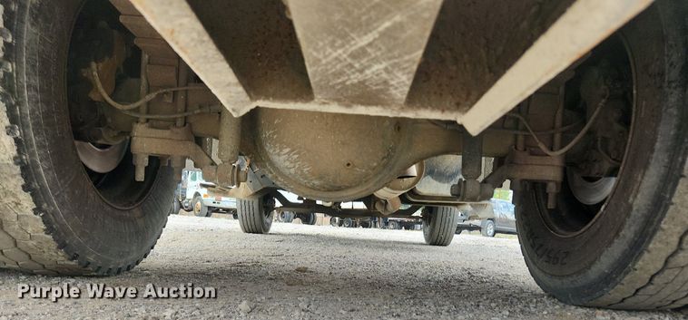 image for item OK9583 2003 Ford F650 Super Duty XL  dump truck