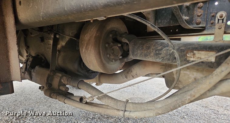 image for item OK9583 2003 Ford F650 Super Duty XL  dump truck