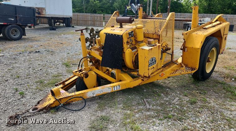 image for item OK9587 1970 Hogg H135BEPBW84  reel trailer