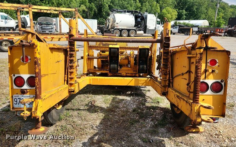 image for item OK9587 1970 Hogg H135BEPBW84  reel trailer