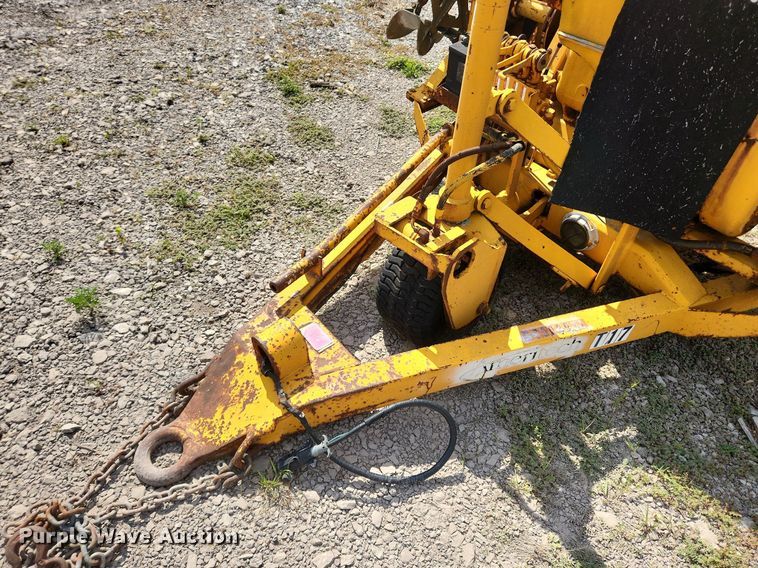 image for item OK9587 1970 Hogg H135BEPBW84  reel trailer