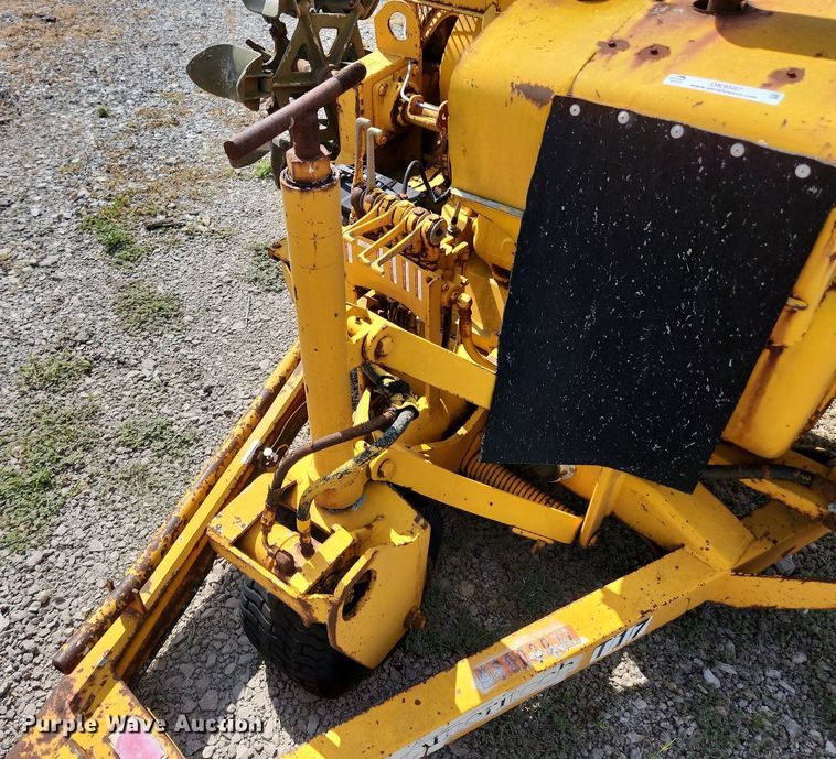 image for item OK9587 1970 Hogg H135BEPBW84  reel trailer