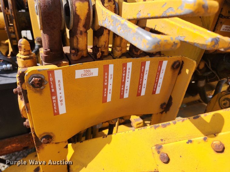 image for item OK9587 1970 Hogg H135BEPBW84  reel trailer