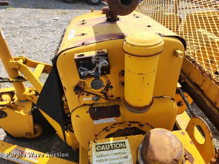 image for item OK9587 1970 Hogg H135BEPBW84  reel trailer