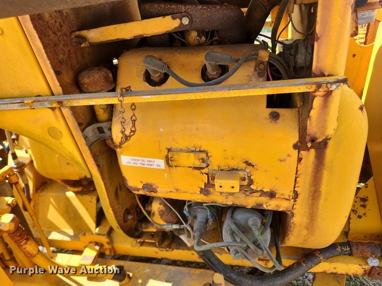 image for item OK9587 1970 Hogg H135BEPBW84  reel trailer