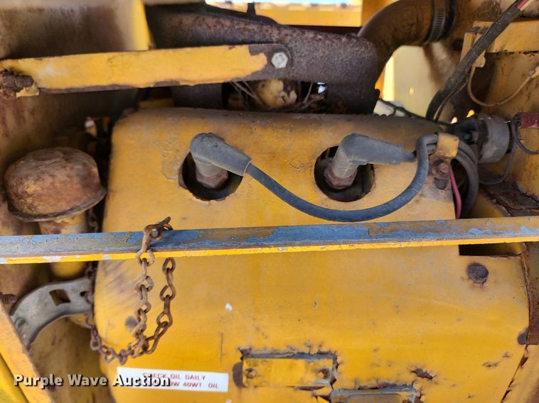 image for item OK9587 1970 Hogg H135BEPBW84  reel trailer