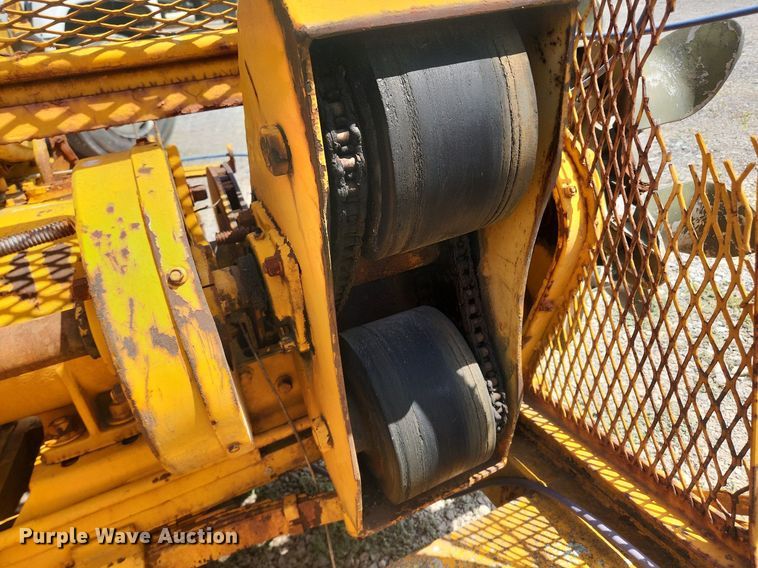 image for item OK9587 1970 Hogg H135BEPBW84  reel trailer