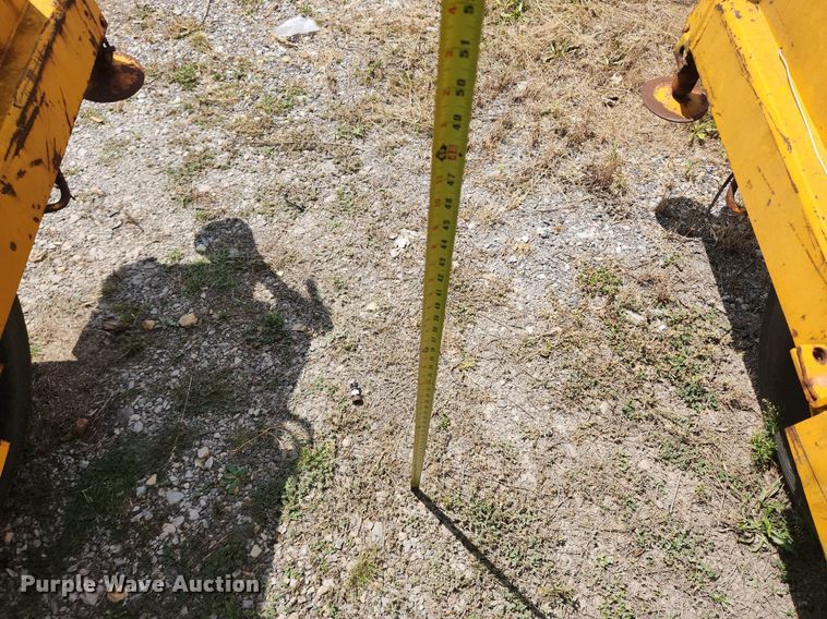 image for item OK9587 1970 Hogg H135BEPBW84  reel trailer