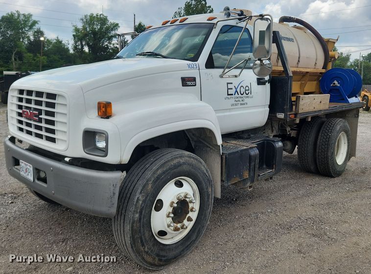 image for item OK9588 1999 GMC C7500  flatbed truck