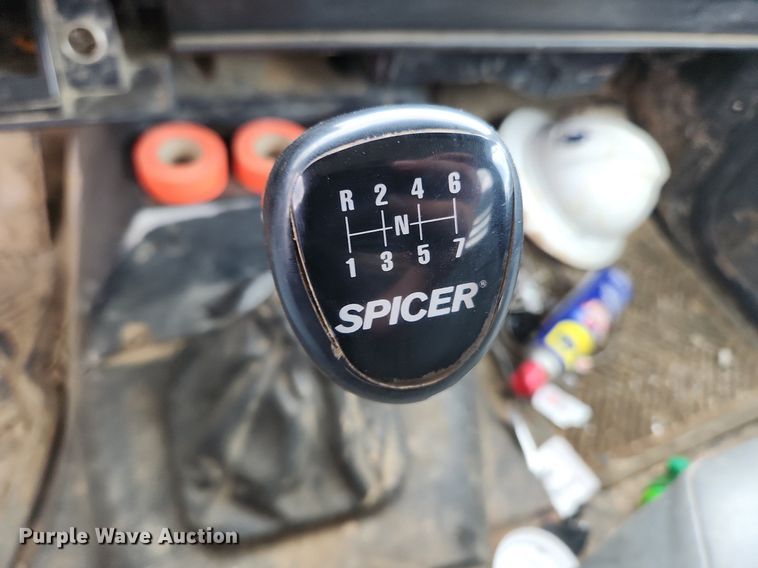 image for item OK9588 1999 GMC C7500  flatbed truck