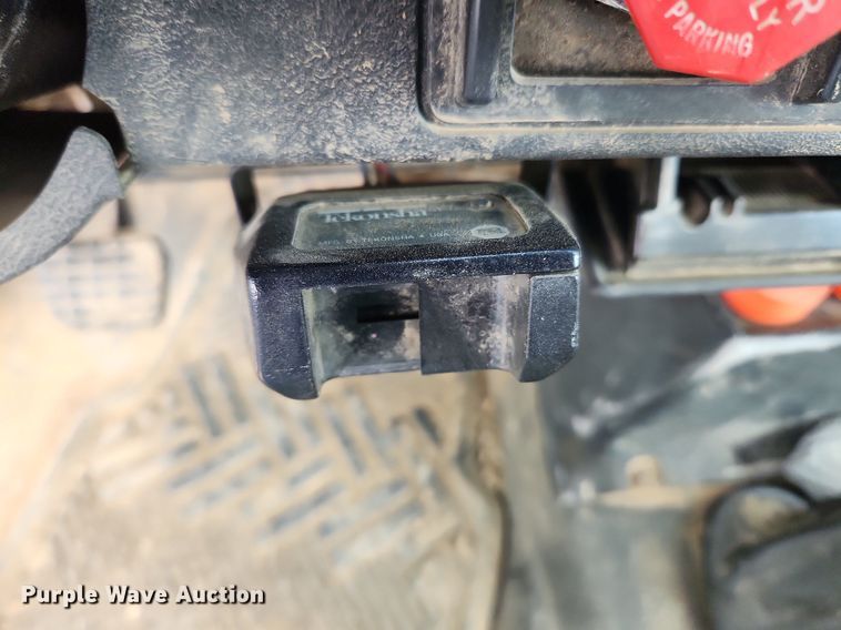 image for item OK9588 1999 GMC C7500  flatbed truck