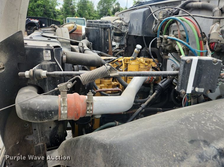 image for item OK9588 1999 GMC C7500  flatbed truck