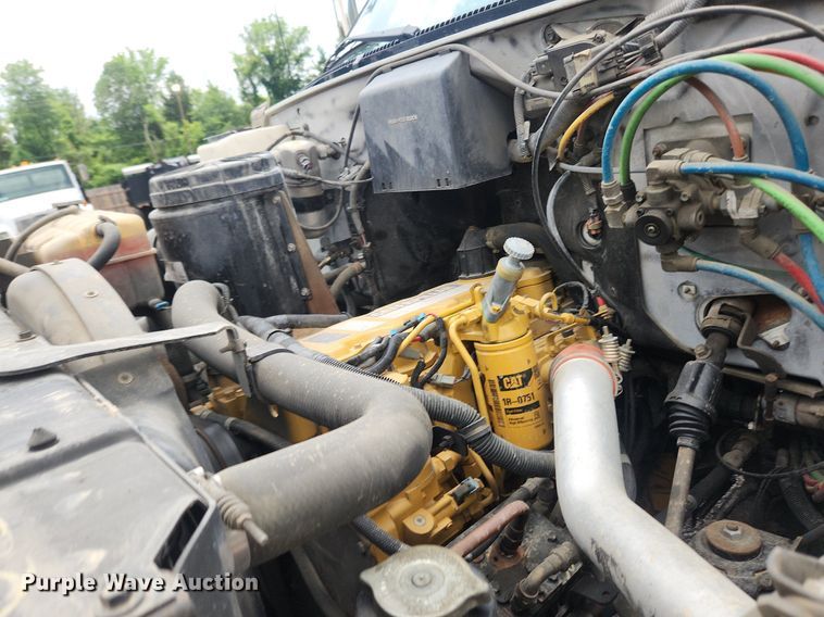 image for item OK9588 1999 GMC C7500  flatbed truck