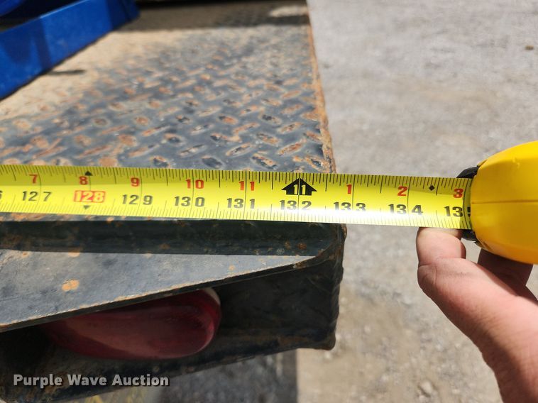 image for item OK9588 1999 GMC C7500  flatbed truck