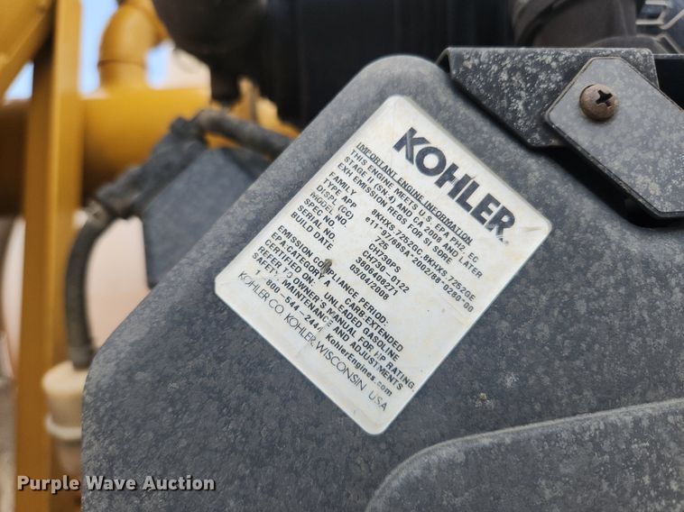 image for item OK9588 1999 GMC C7500  flatbed truck