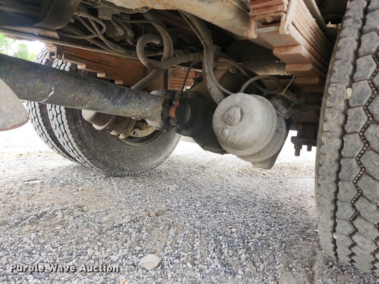 image for item OK9588 1999 GMC C7500  flatbed truck