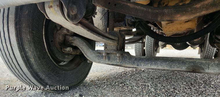 image for item OK9588 1999 GMC C7500  flatbed truck