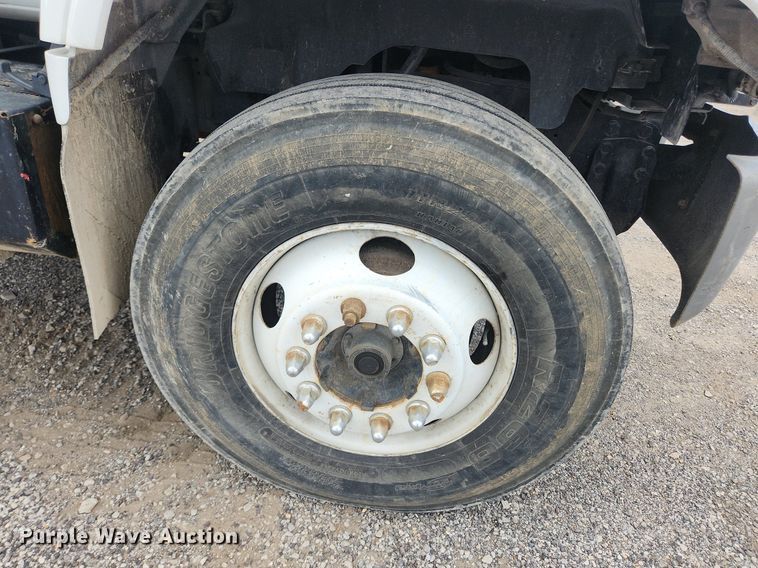 image for item OK9588 1999 GMC C7500  flatbed truck