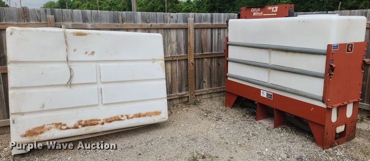 image for item OK9589 (2) Ditch Witch FM13 mud mixer tanks