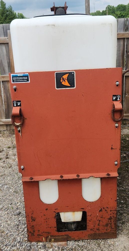 image for item OK9589 (2) Ditch Witch FM13 mud mixer tanks