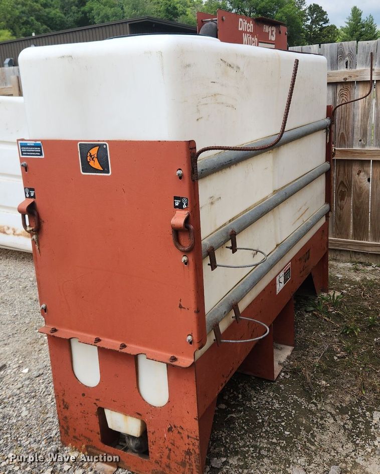 image for item OK9589 (2) Ditch Witch FM13 mud mixer tanks