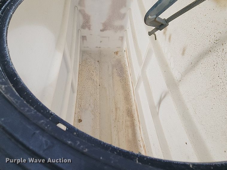 image for item OK9589 (2) Ditch Witch FM13 mud mixer tanks