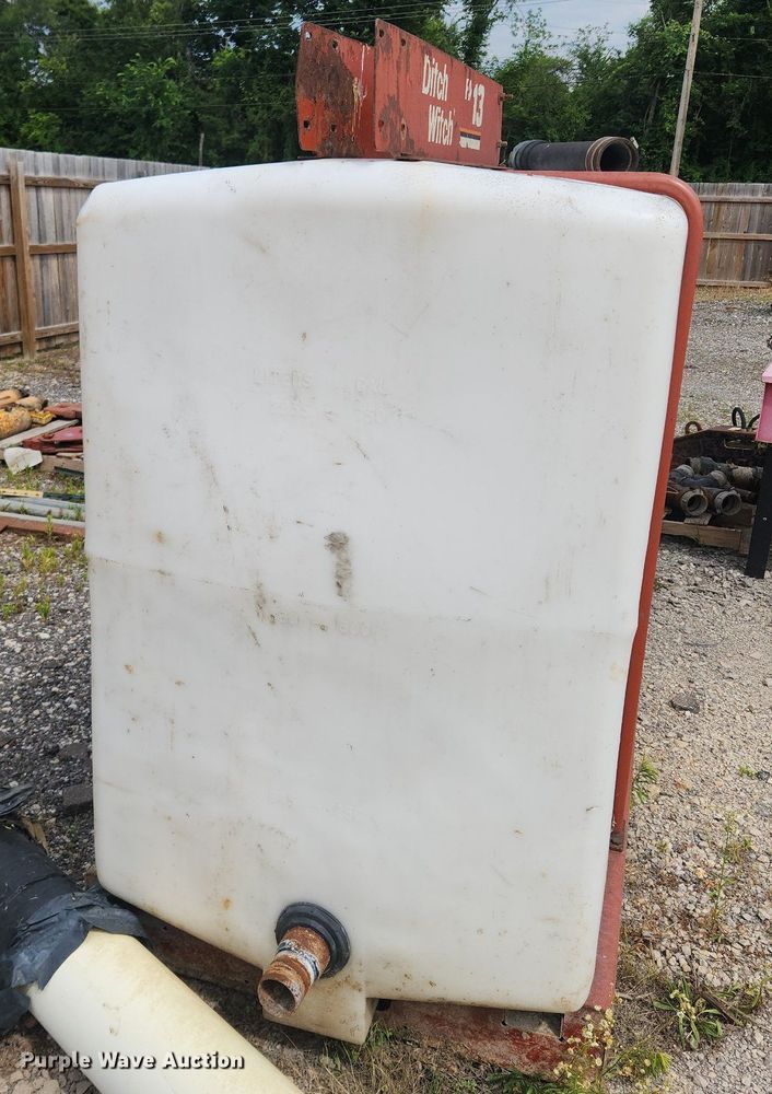 image for item OK9590 Ditch Witch FM13  mud mixer tank