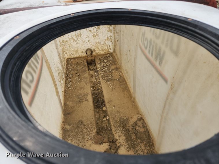 image for item OK9590 Ditch Witch FM13  mud mixer tank